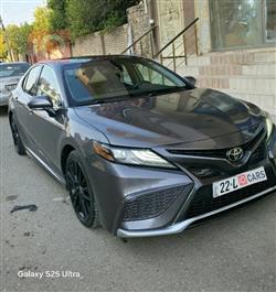 تۆیۆتا کامری